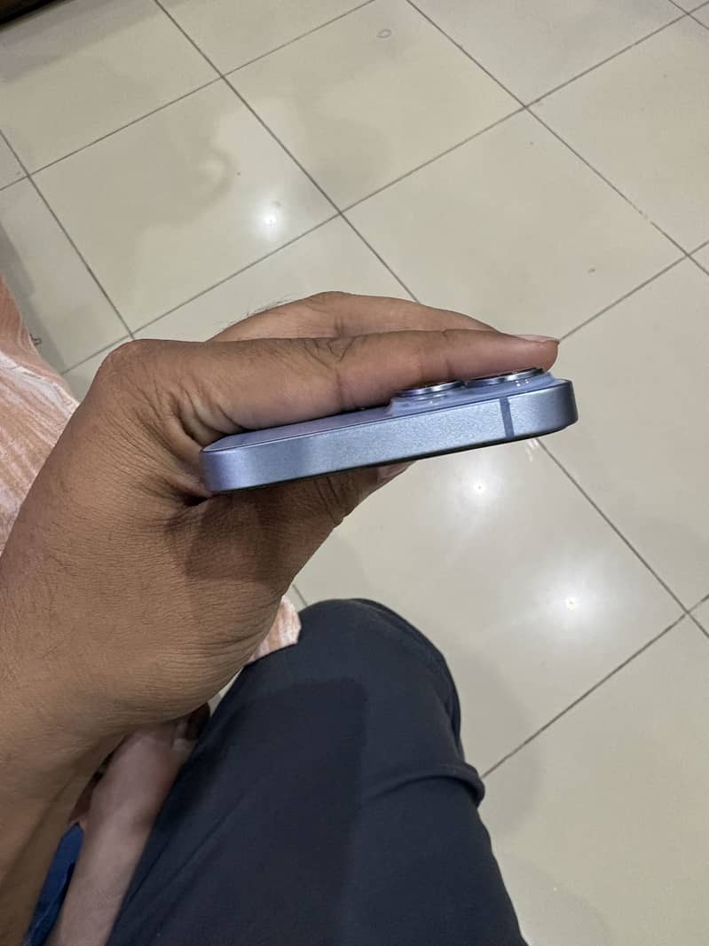 Apple iPhone 14 8
