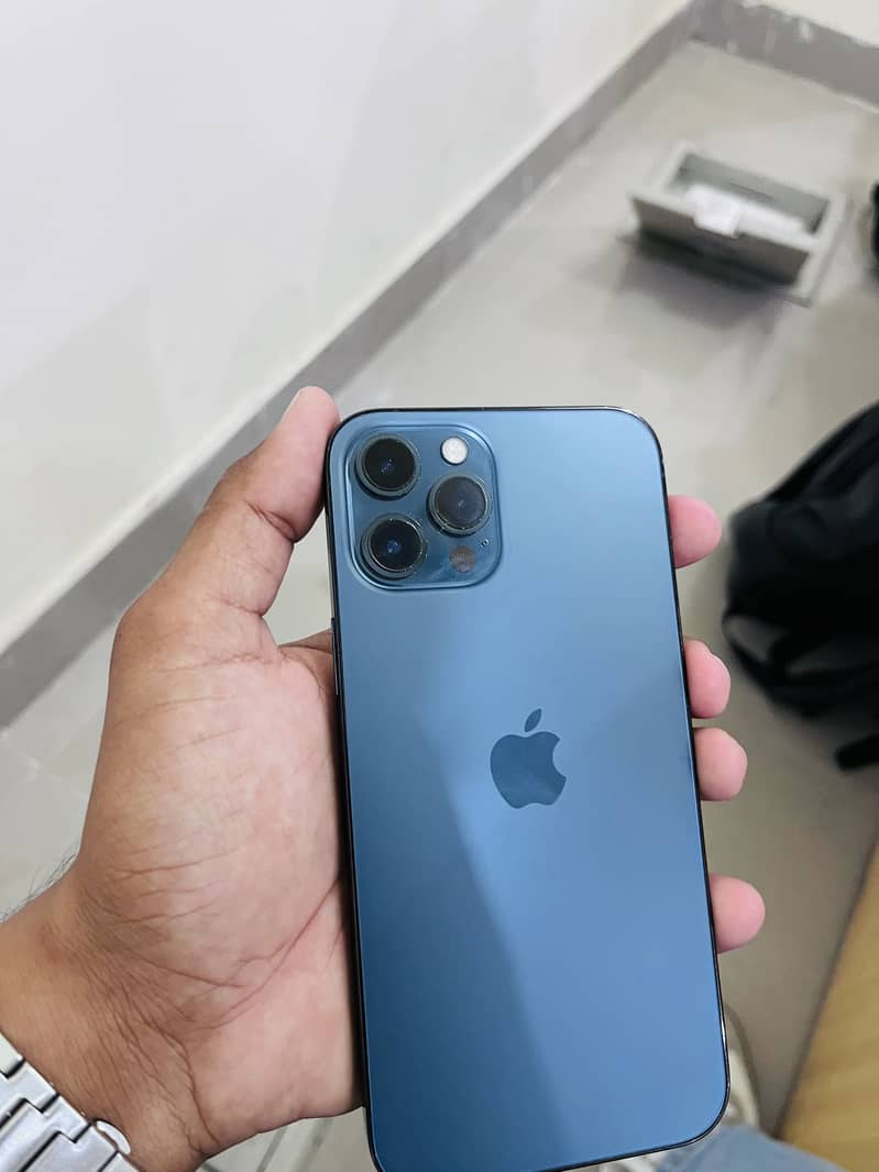 Apple iPhone 12 Pro Max 2