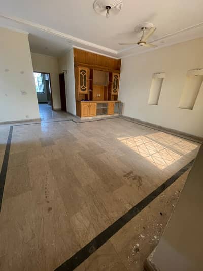 04 MARLA LOWER PORTION UPPER LOCKED FOR RENT IN JOHAR TOWN LAHORE