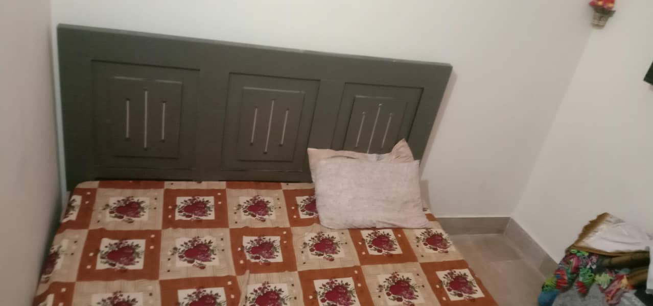 king size bed 0
