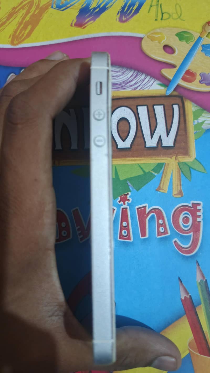 Apple iPhone 5 2