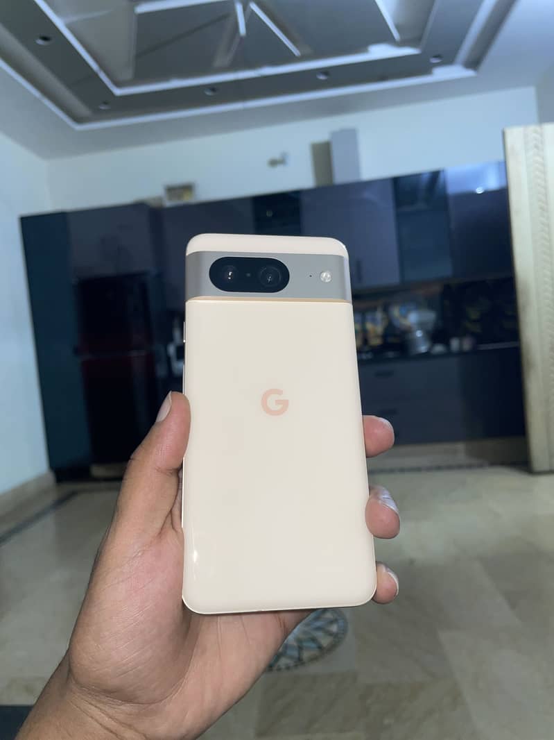 Google Pixel 8 3