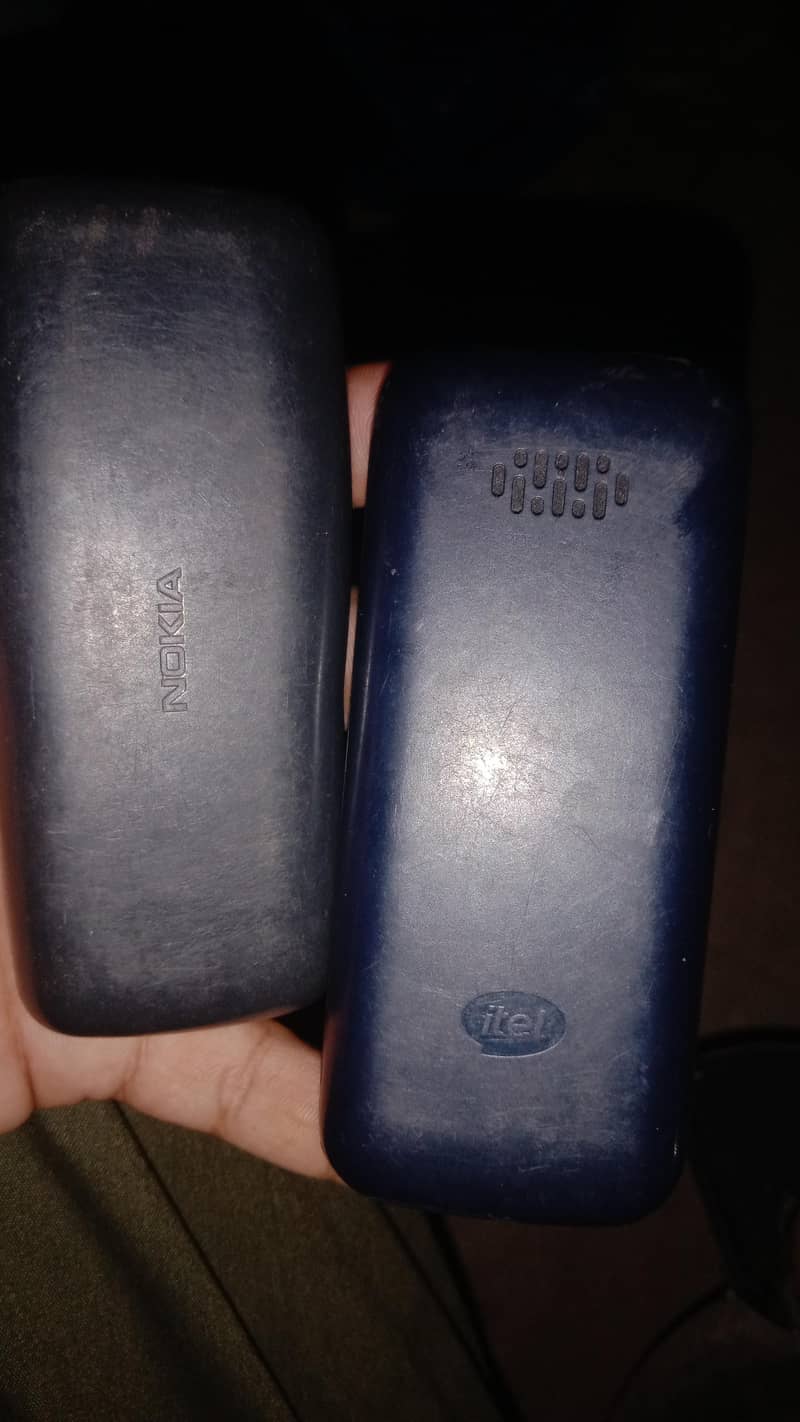 Nokia 1100 1