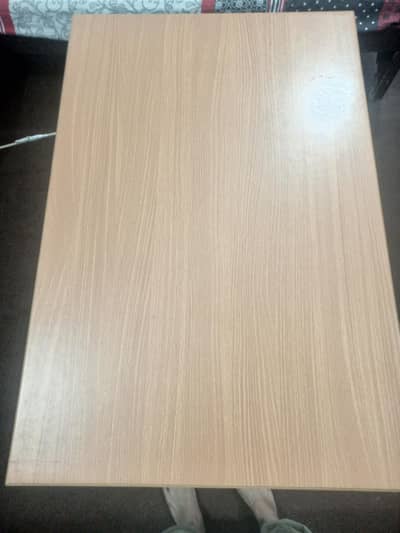 table for study best and strong material