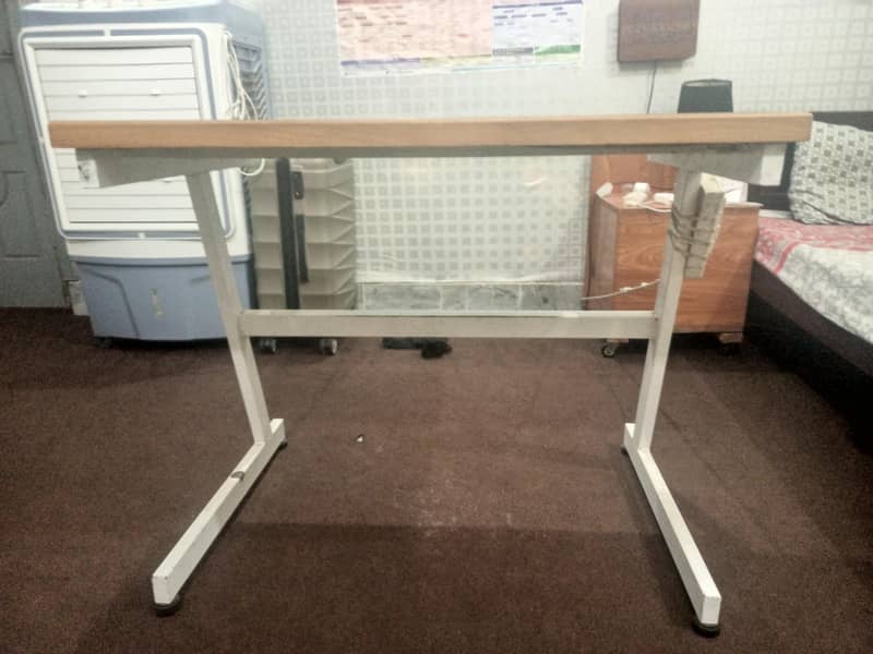 table for study best and strong material 2