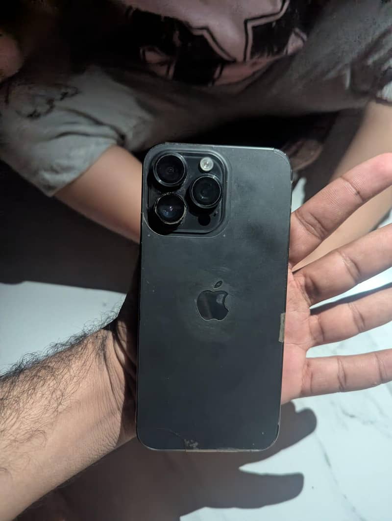 Apple iPhone 15 Pro Max 8