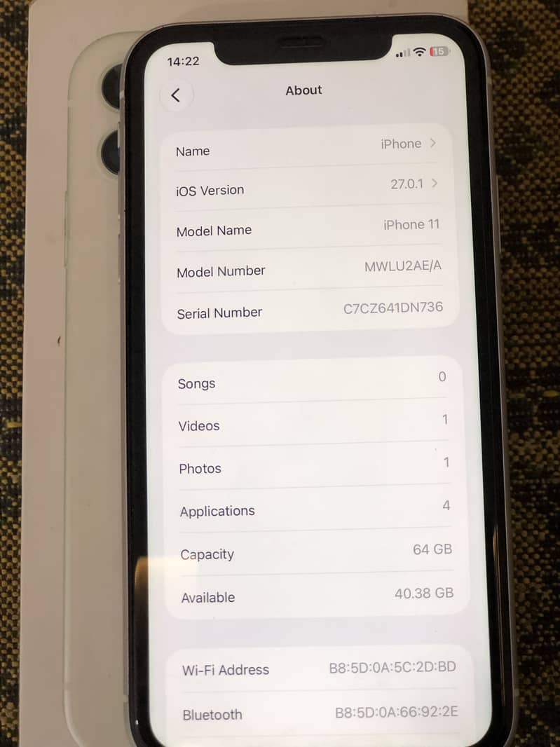Apple iPhone 11 4
