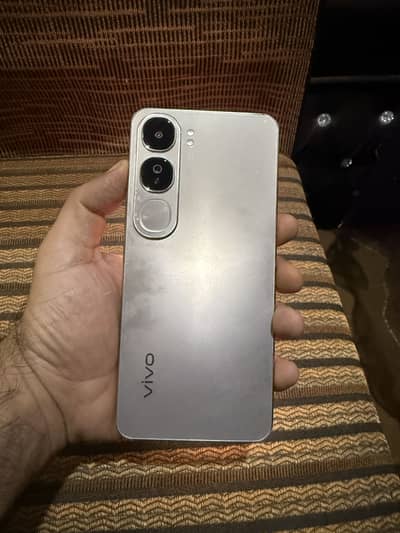 Vivo Y200