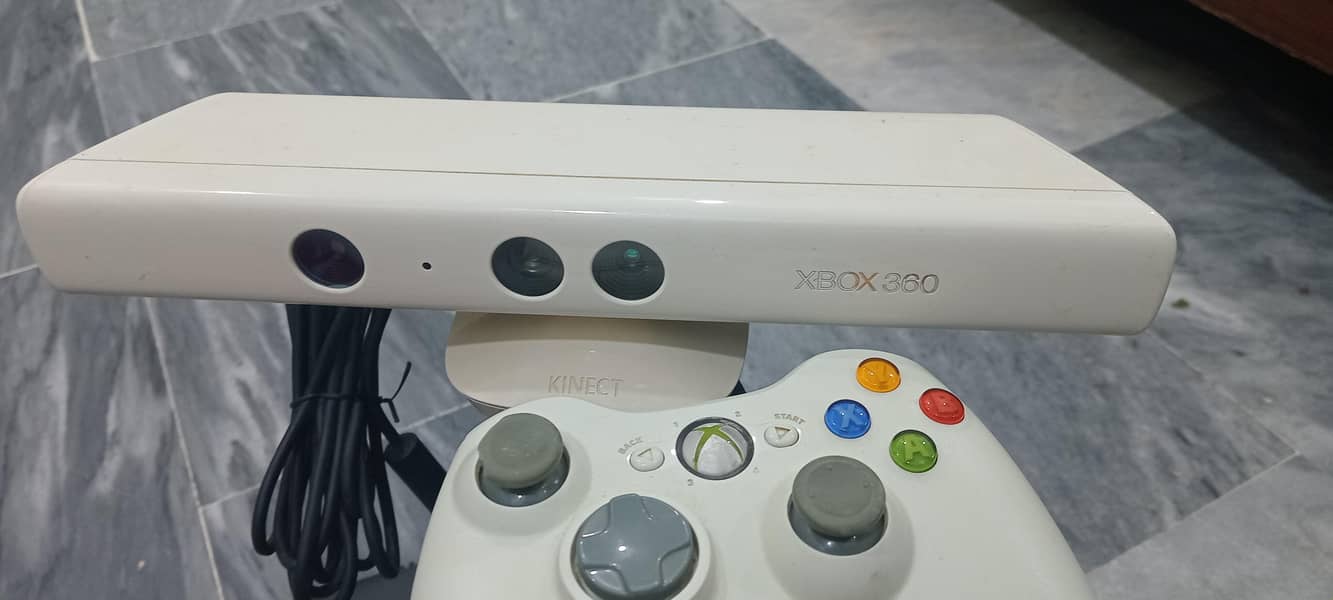 XBOX 360 Slim 4