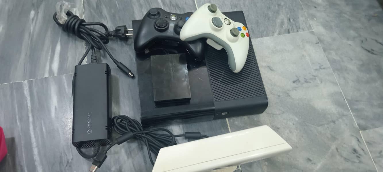 XBOX 360 Slim 5