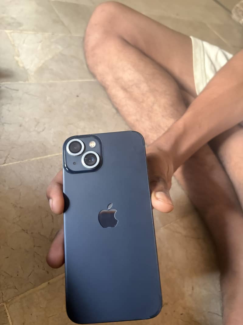 Apple iPhone 13 1