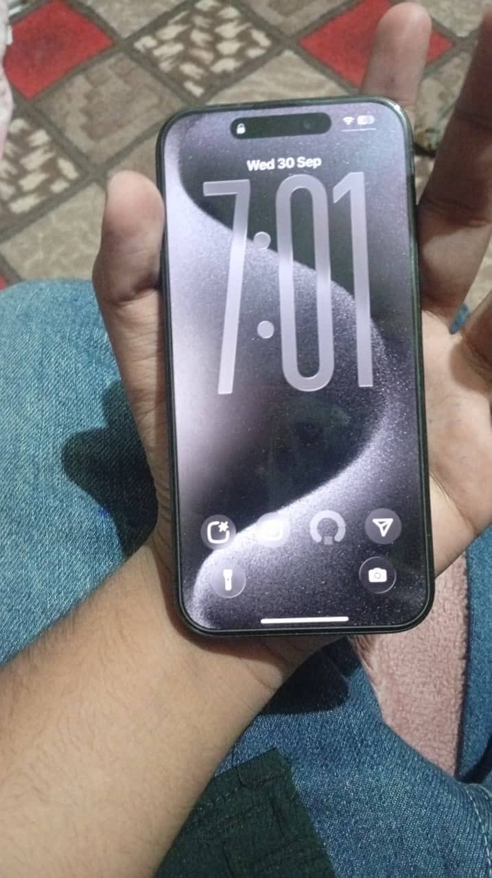 Apple iPhone 15 Pro 5