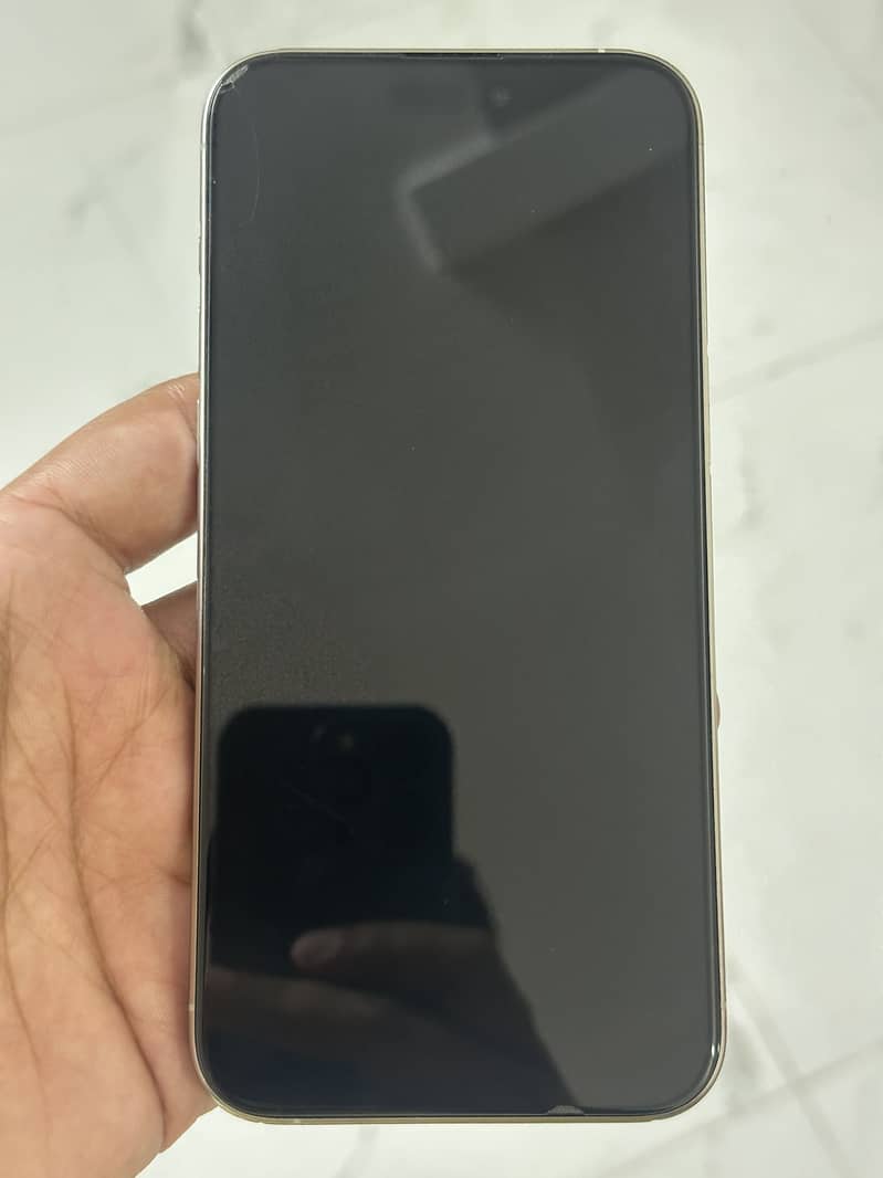 Apple iPhone 15 Pro Max 5