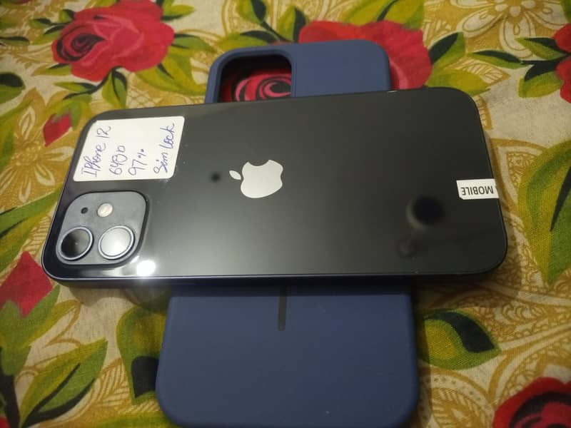 Apple iPhone 12 5