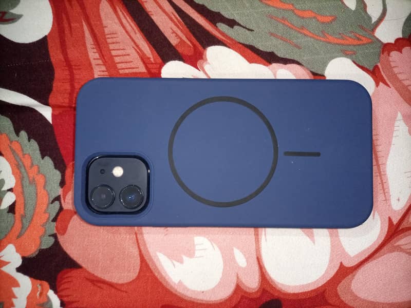 Apple iPhone 12 6