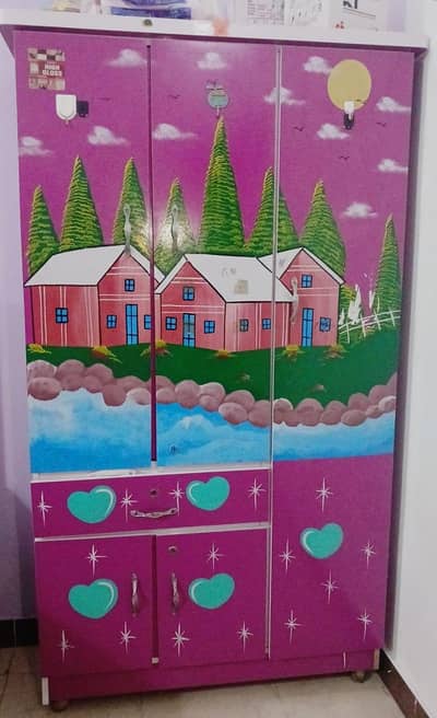 Free kids cupboard snd Urgent sale 4 piece bedroom set