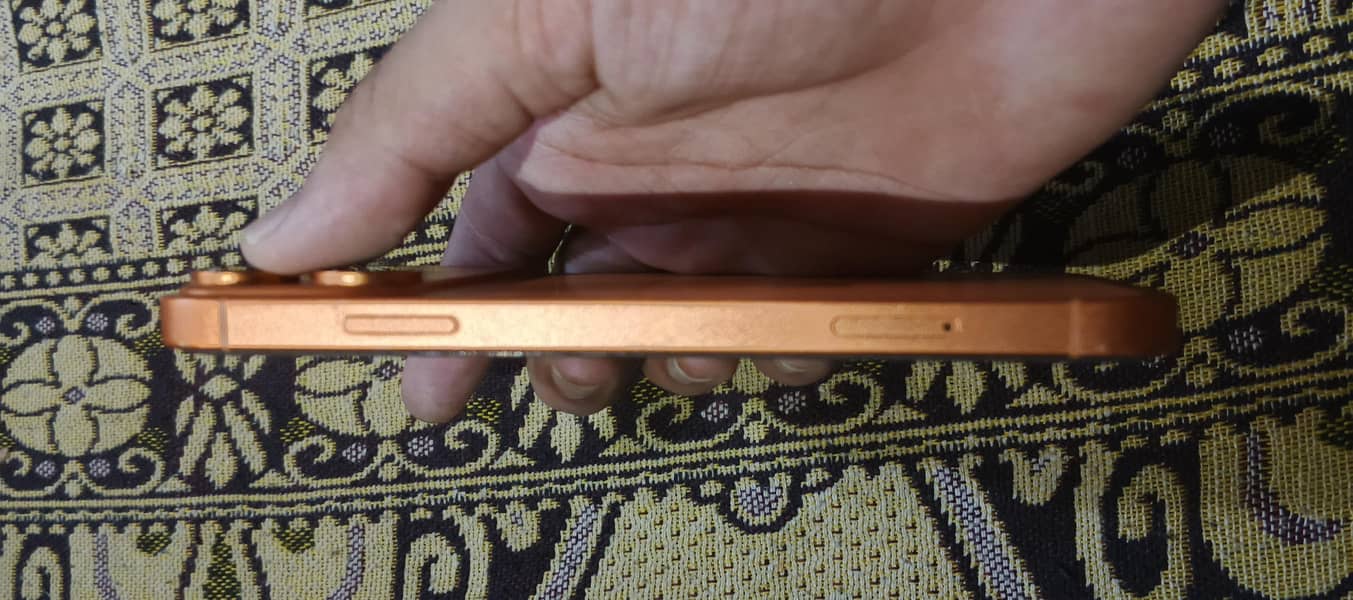 Apple iPhone 17 Pro 1