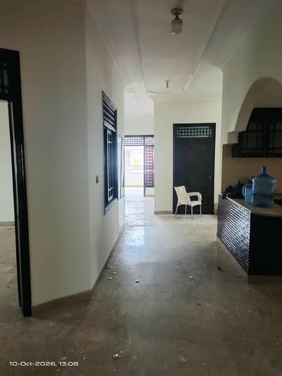 400 Yards Upper Portion for Rent Block 15, Gulistan-e-Johar