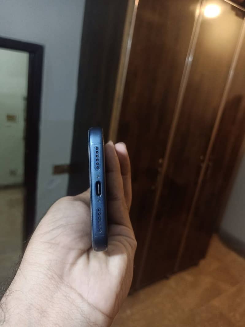 Apple iPhone 17 Pro Max 3