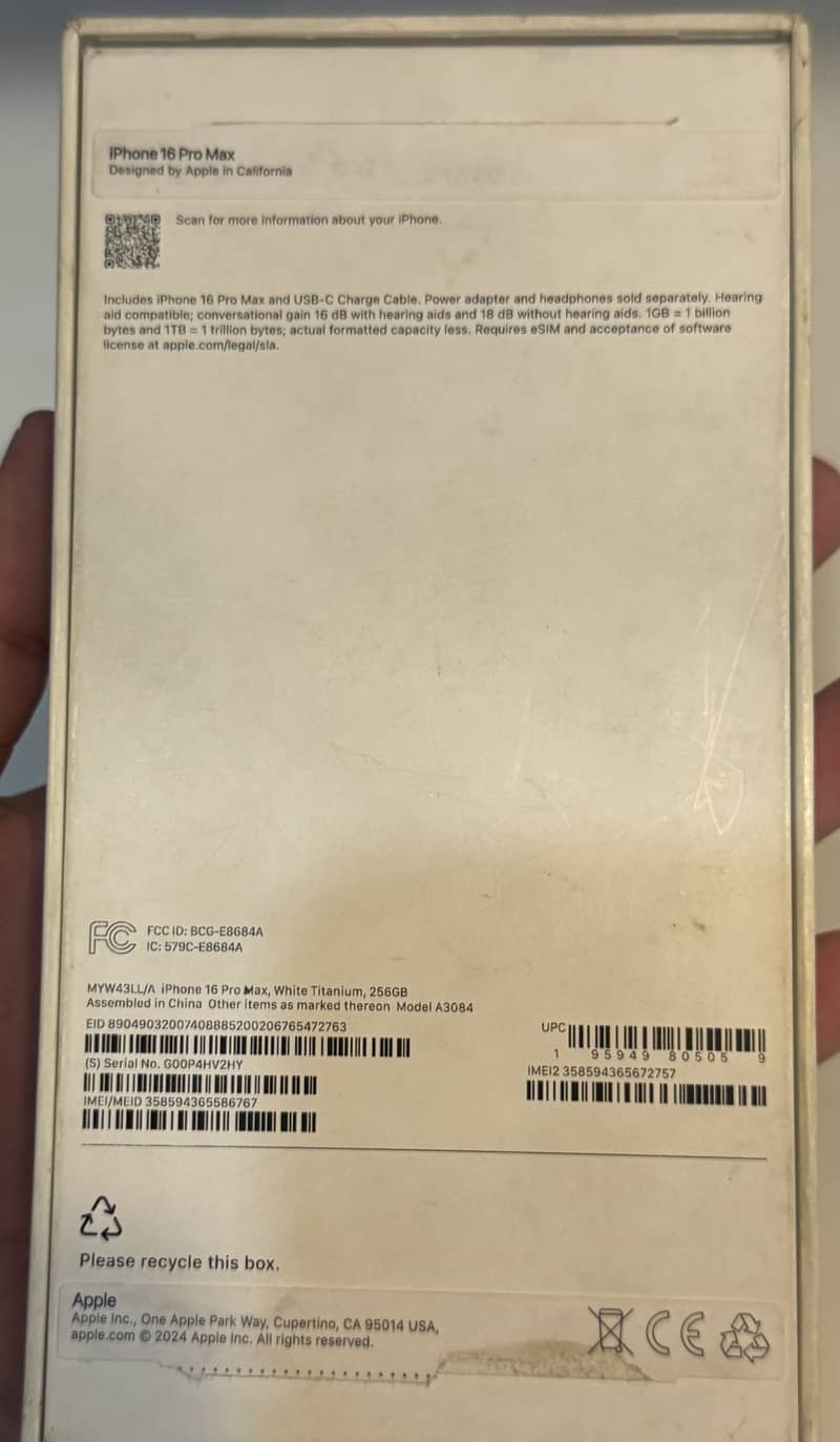 Apple iPhone 16 Pro Max 8