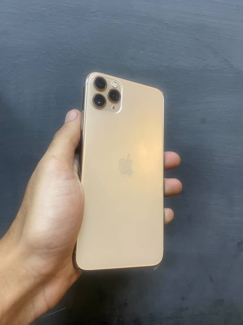 Apple iPhone 11 Pro Max 3