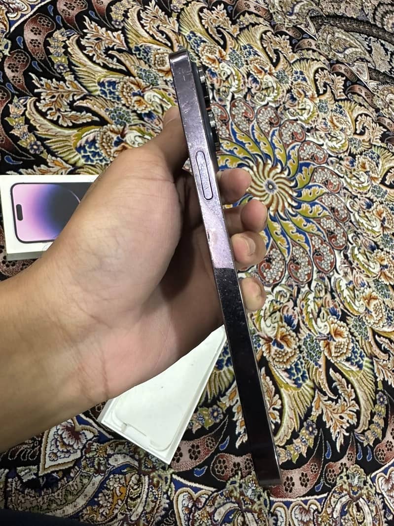 Apple iPhone 14 Pro Max 8