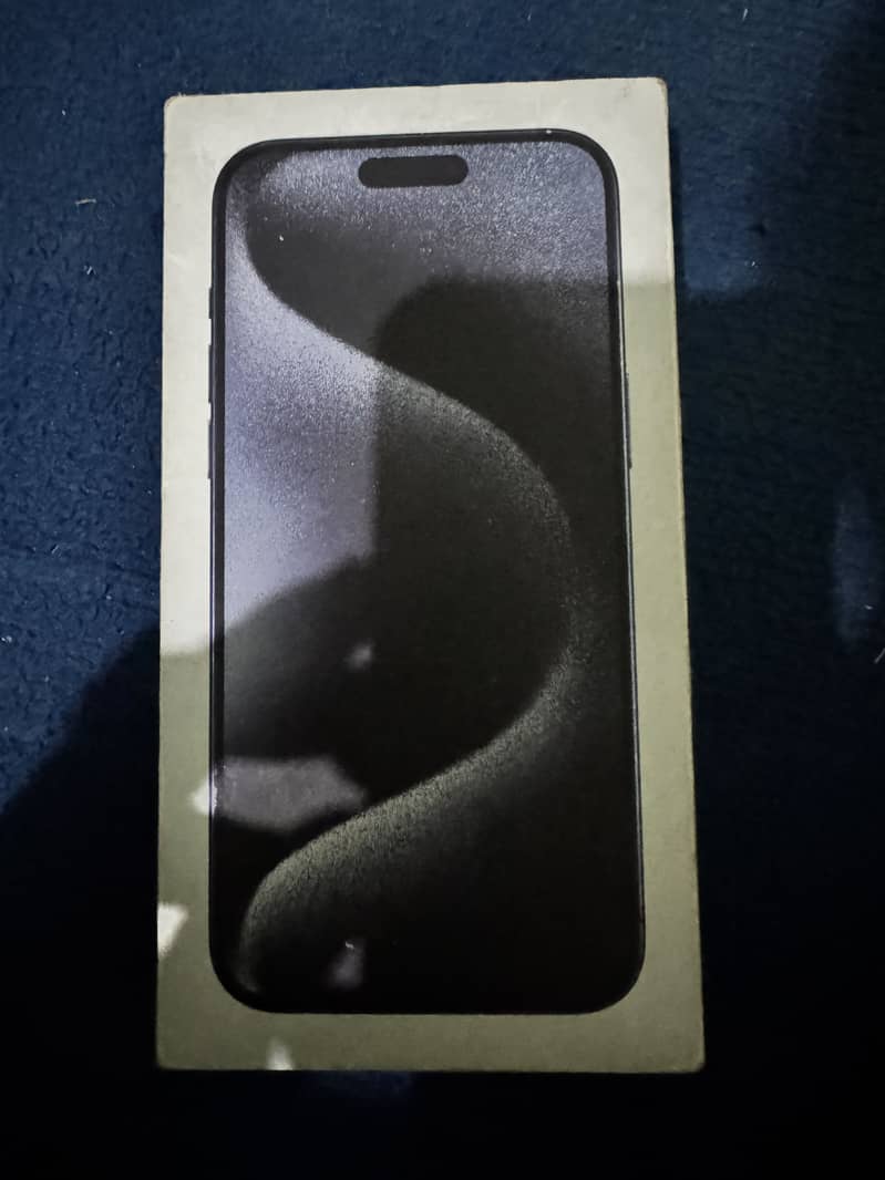 Apple iPhone 15 Pro Max 0