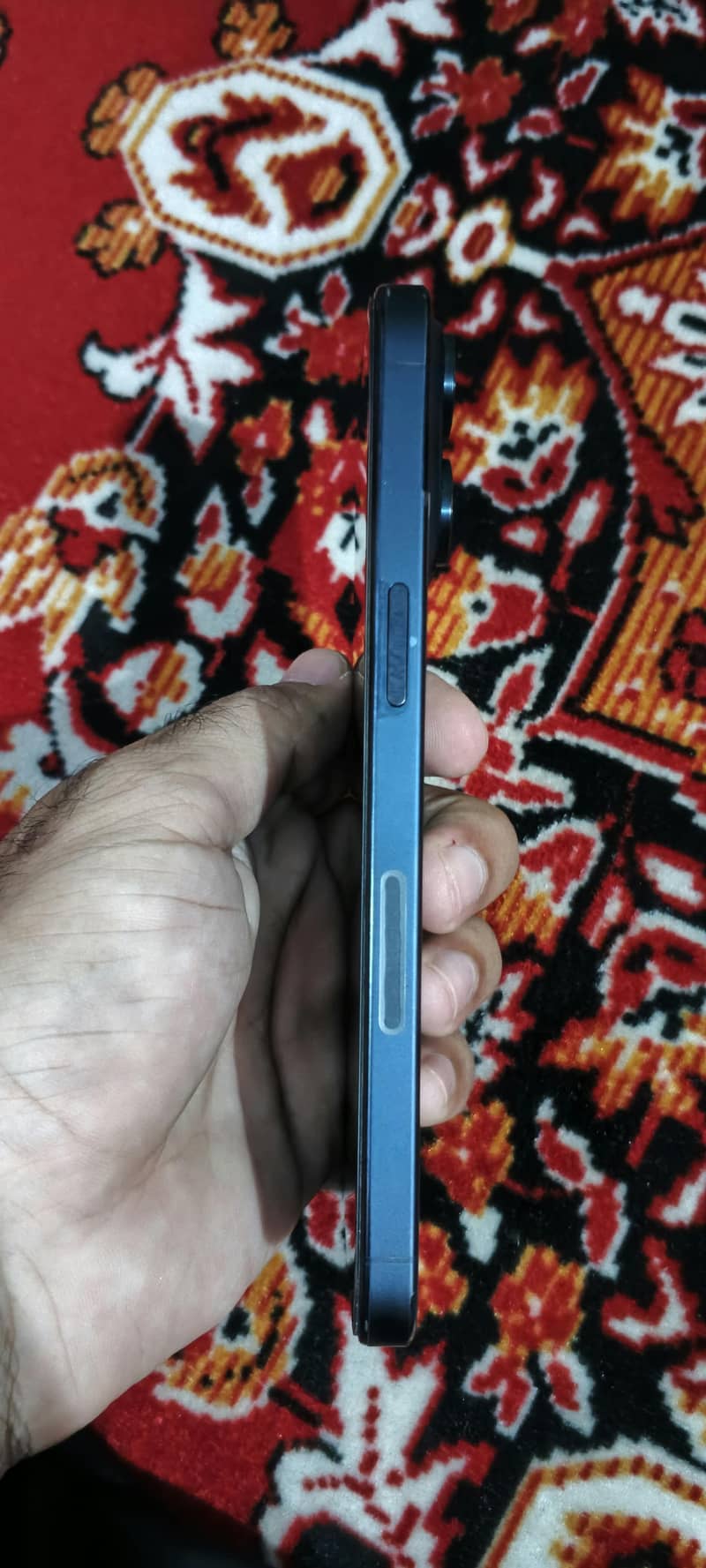 Apple iPhone 15 Pro Max 2