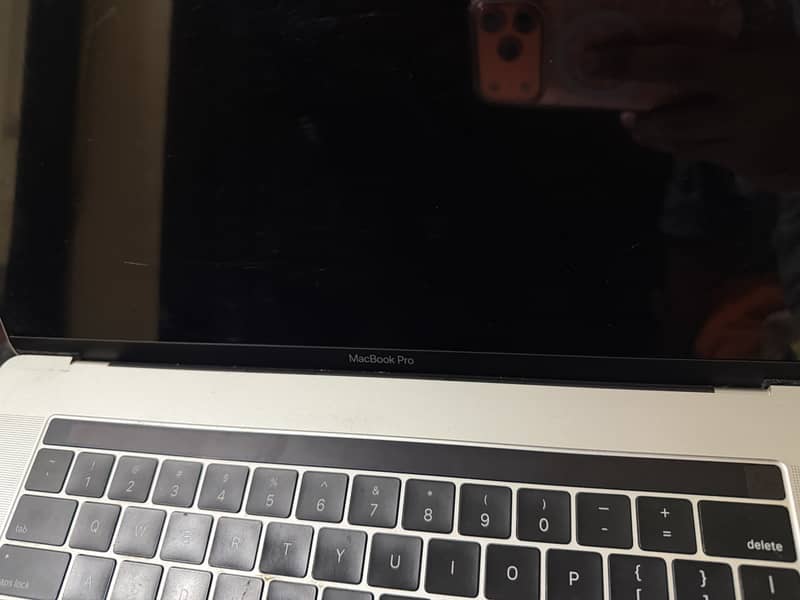 2017 MacBook  Pro 3