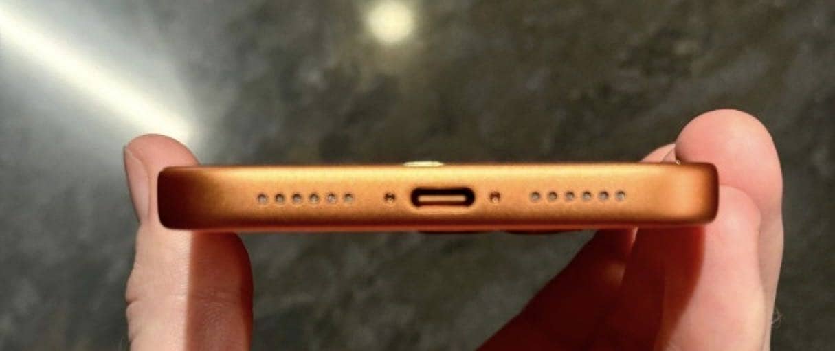 Apple iPhone 17 Pro Max 1