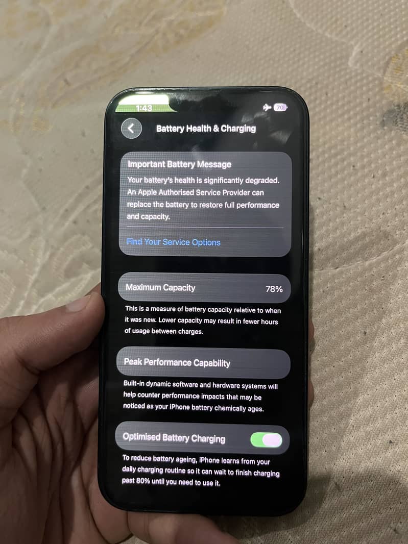 Apple iPhone 13 2