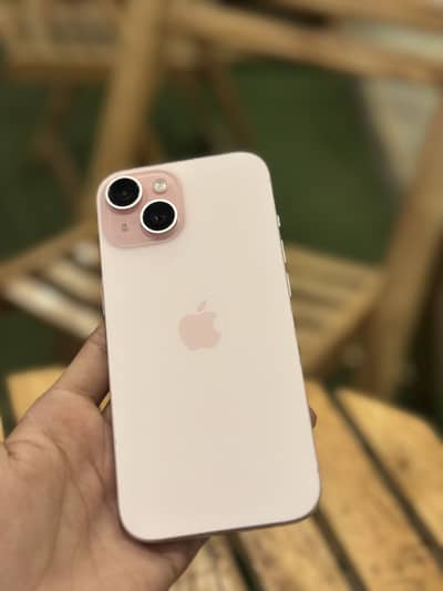 Apple iPhone 15