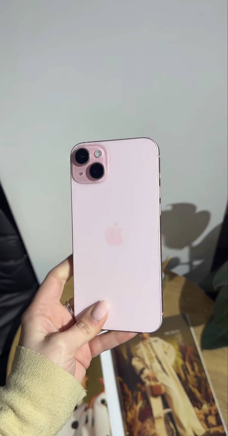 Apple iPhone 15 plus 0