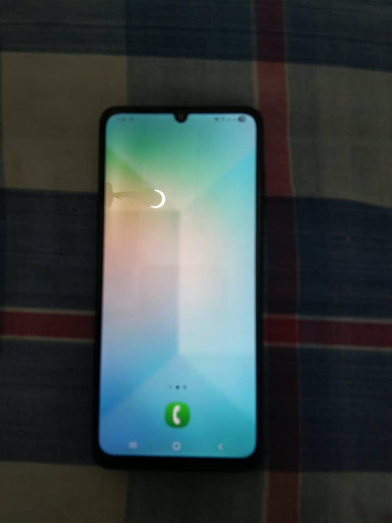 Samsung Mobile 4/128 0