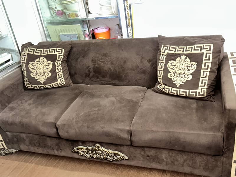Sofa set 0