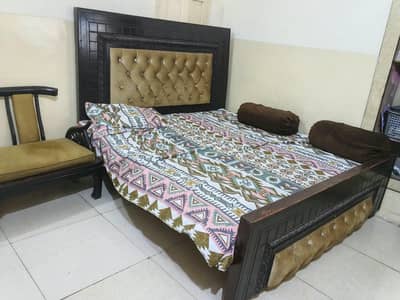 King size double bed with poshish design