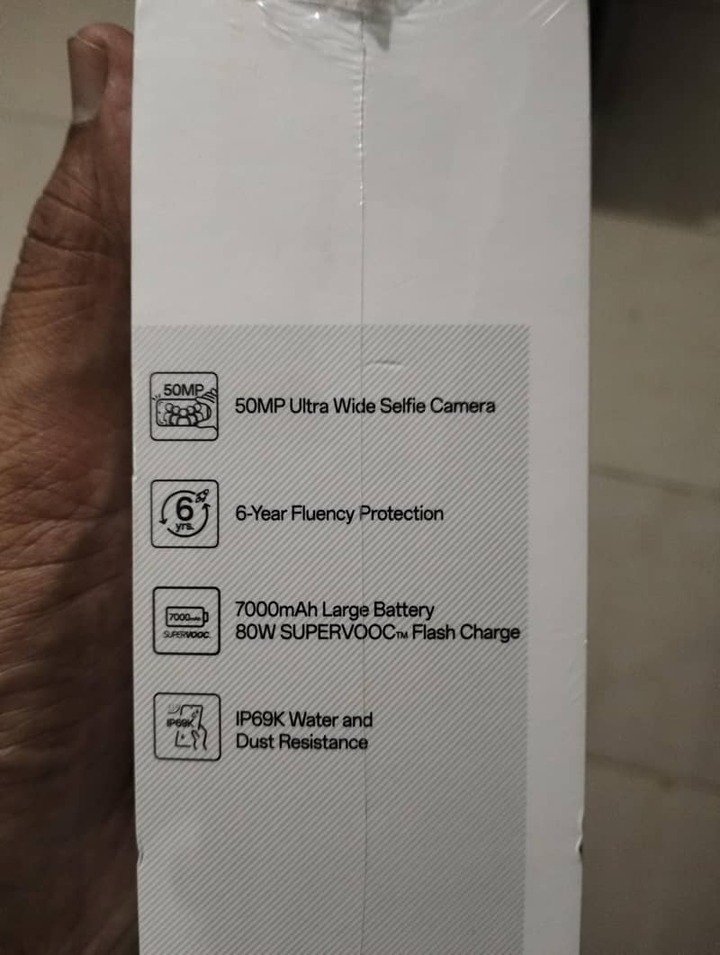 OPPO A6s Pro 3