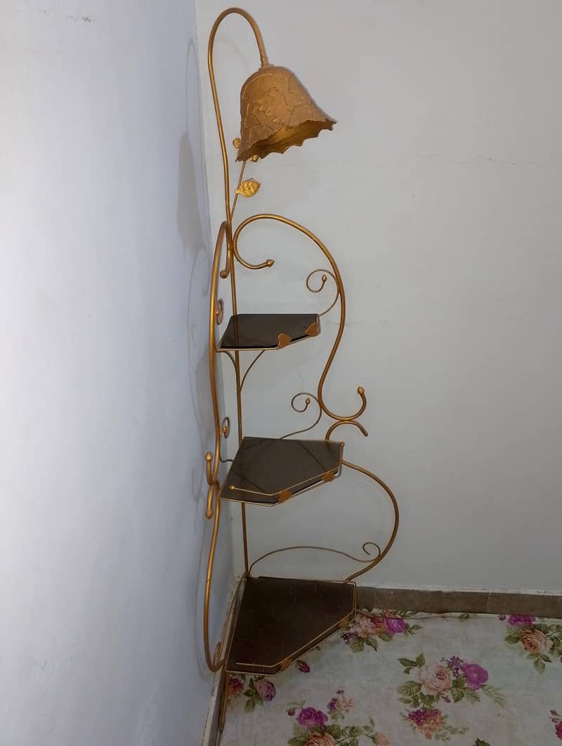 Corner shelf 3