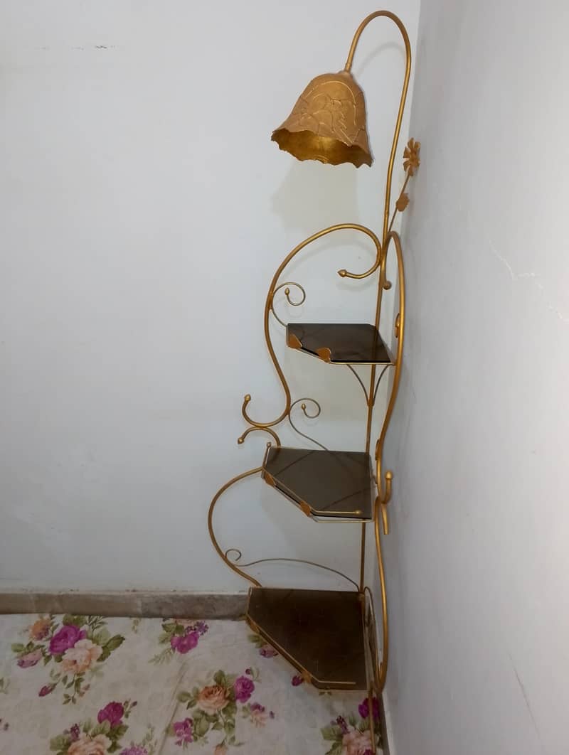 Corner shelf 4