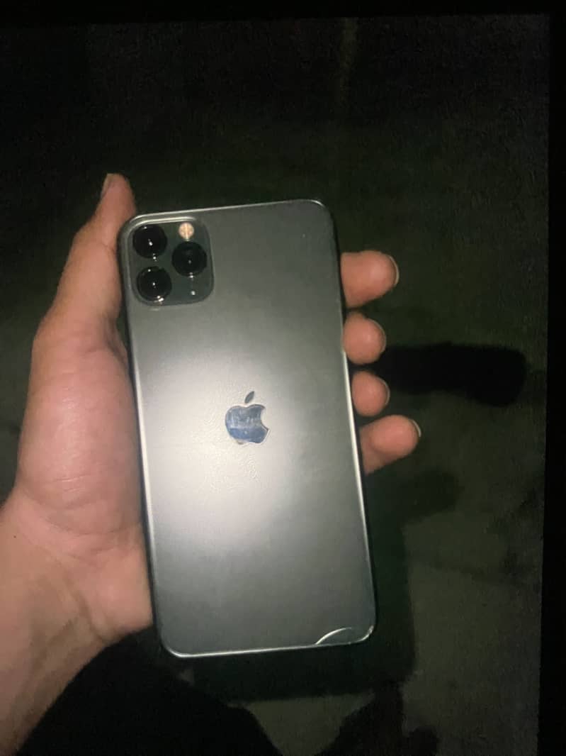 Apple iPhone 11 Pro Max 0