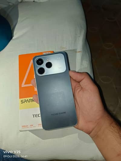 Tecno spark 40 6/128 urgent sale 10/10 condition box charger sat ha