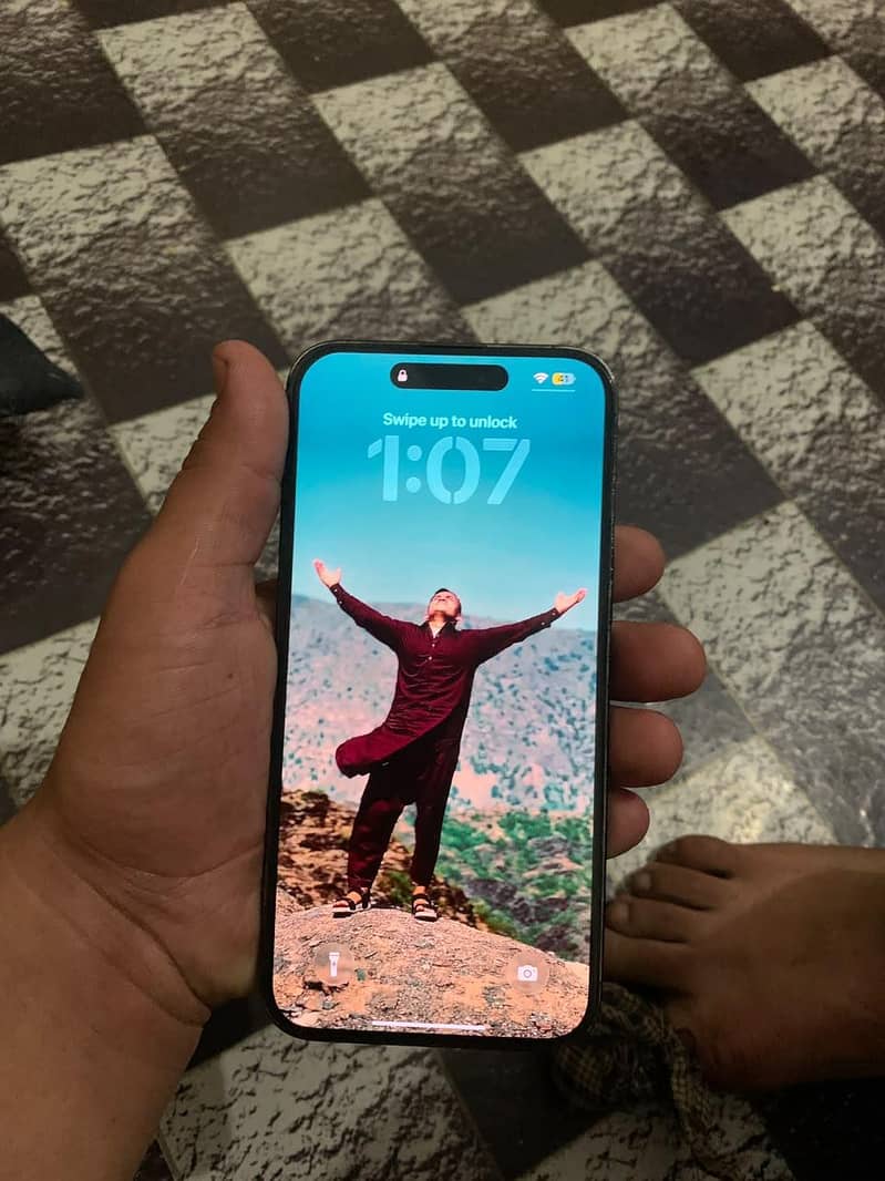 Apple iPhone 14 Pro Max 1