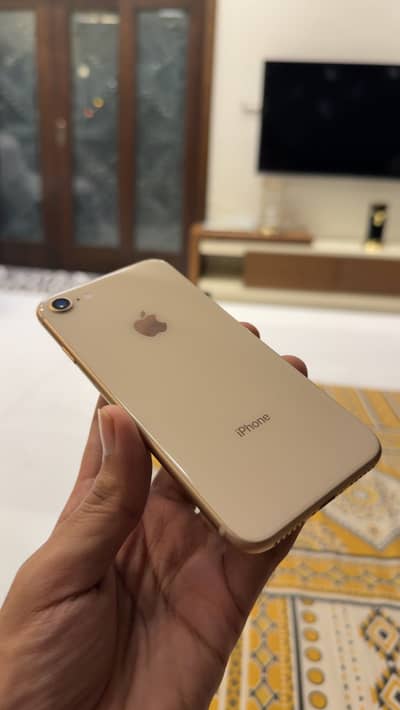 Apple iPhone 8