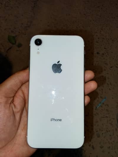 Apple iPhone XR