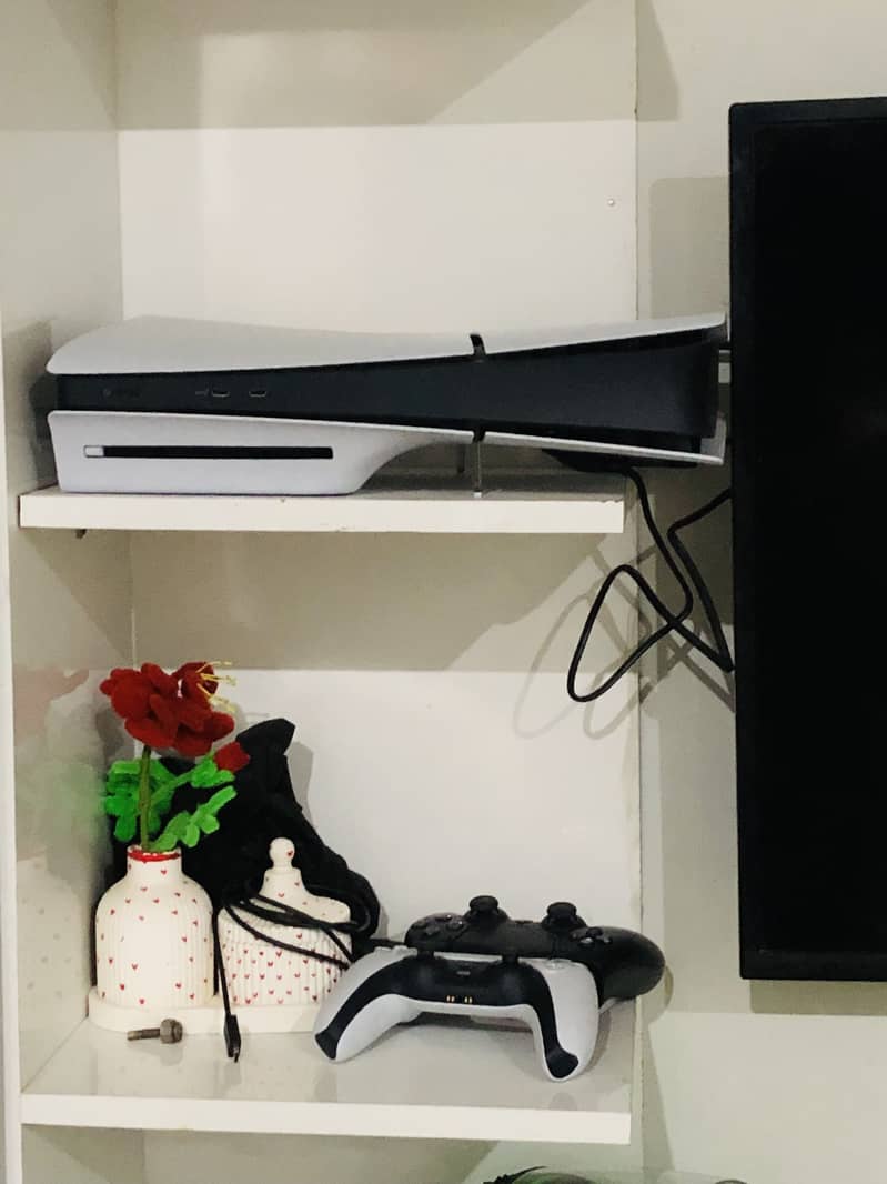 PS5 slim disc 1