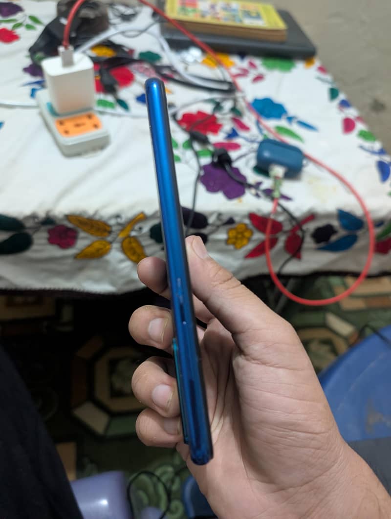 Realme 8 4