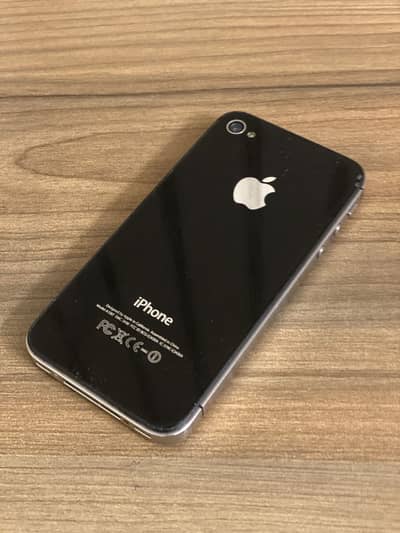 Apple iPhone 4s