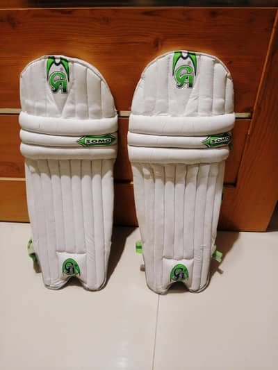 Orignal CA knee pads, Age 15 to adult.