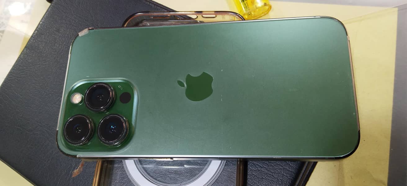 Apple iPhone 13 Pro 6