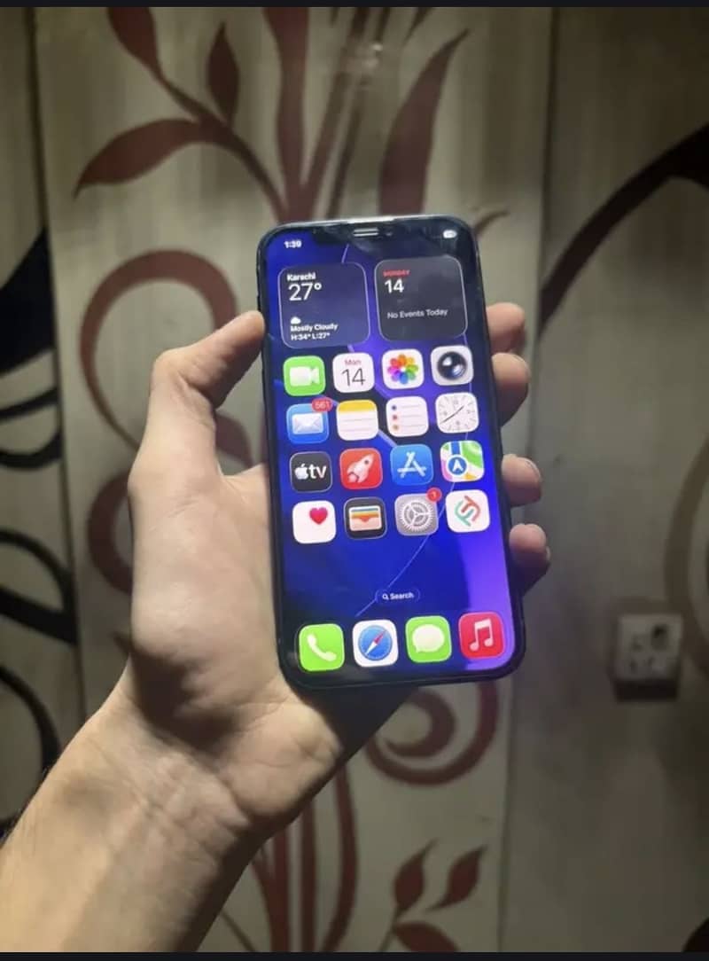 Apple iPhone 12 1